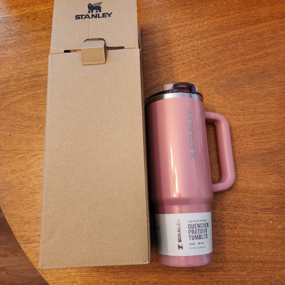 Stanley Pink Quencher Pro Tumbler with Handle. BRAND NEW - Picture 4 of 4